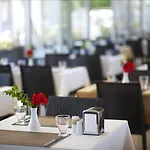 Risa Hotel