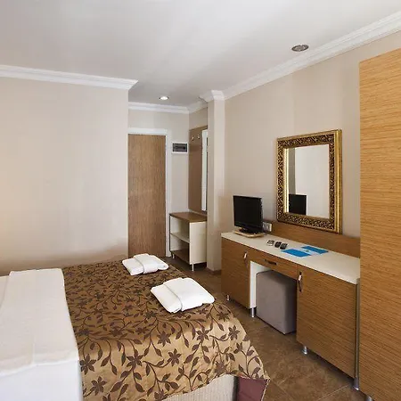 Risa Otel