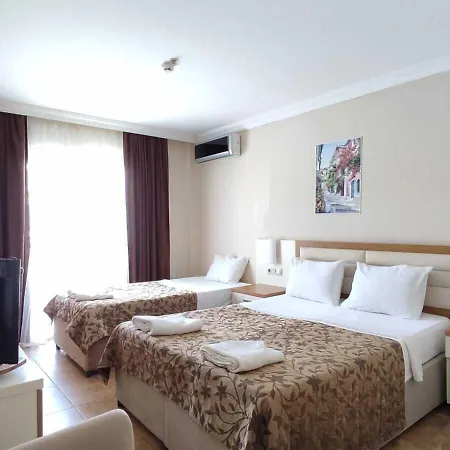 Risa Otel