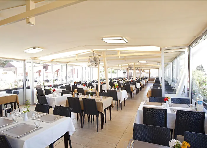 Risa מלון ביטז